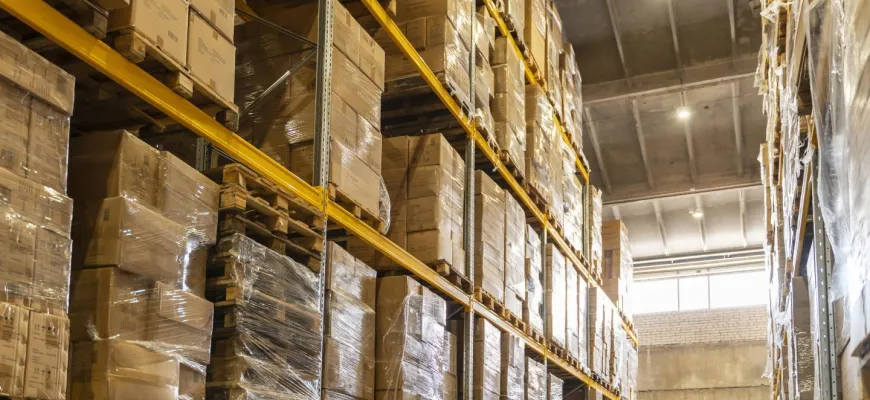 Warehousing & Logistics